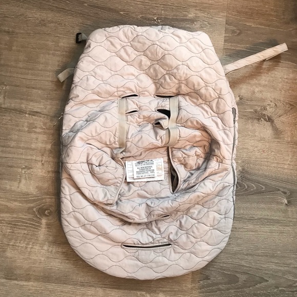 JJ Cole infant car seat cover - Picture 2 of 3